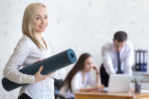 yoga op de werkvloer