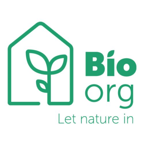 Gom poetst met BioOrg