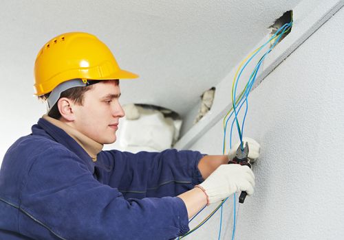 Electriciteitswerken en (data)bekabeling voor de retail
