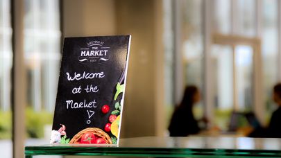 The Market Miniatuurvoorbeeld