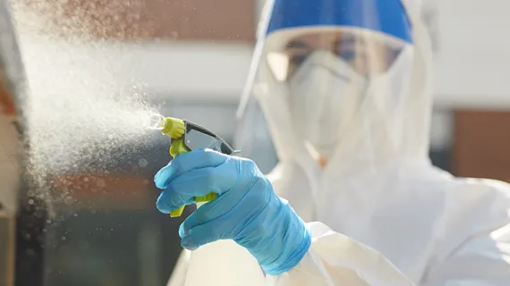 Gom Special Cleaning Desinfectie Brand Roet