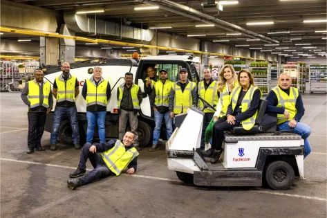 IFM team in gele jasjes