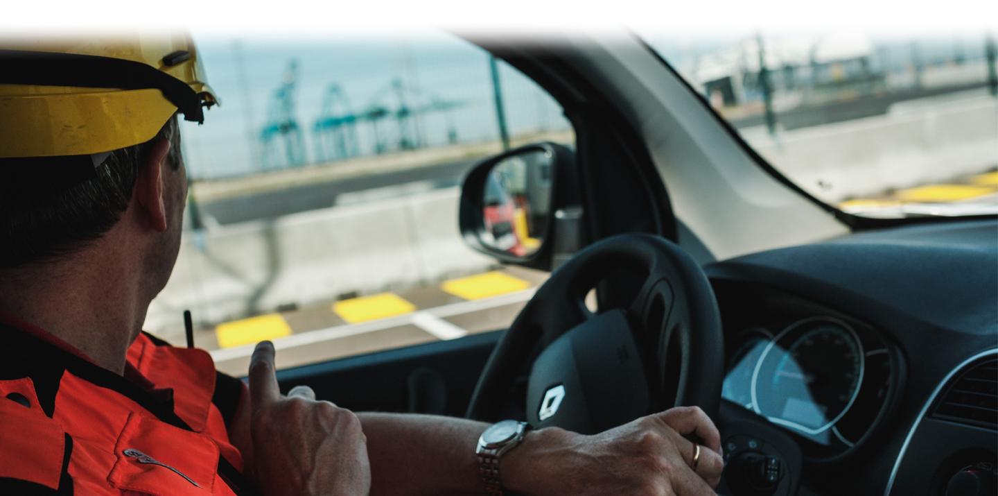 Facilicom, Trigion, beveiliging, bewakingsfirma, beveiligingsfirma, mobiele bewakingsagent, beveiligingsbedrijf, security bedrijven, bewakingsagenten, havenbeveiliging, havenbewaker, DP World, werfbewaking, security, toegangscontrole, Mobiele patrouilles, interventies