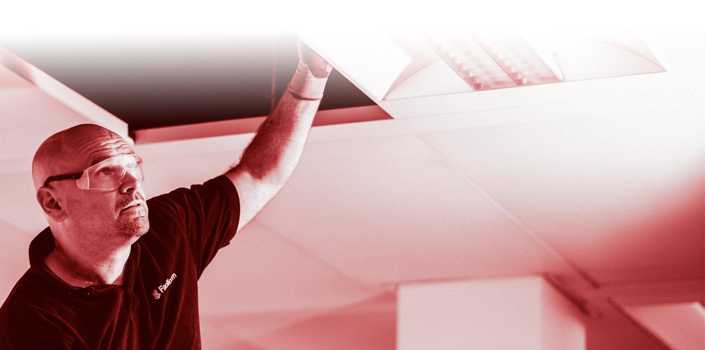 Facilicom, One Building Maintenance, OBM, Gebouwenonderhoud, building maintenance, klusjes, hvac, automatische deuren en poorten, elektriciteitswerken, datawerken, databekabeling, schilderwerken, herstellingen, groenonderhoud, interventies, gebouwen, organisatie, digitalisering, installatie, domotica, relighting, energiebesparend, interventieteam, verwarming, ventilatie, airconditioning, ecologisch, duurzaam, warmtepomp